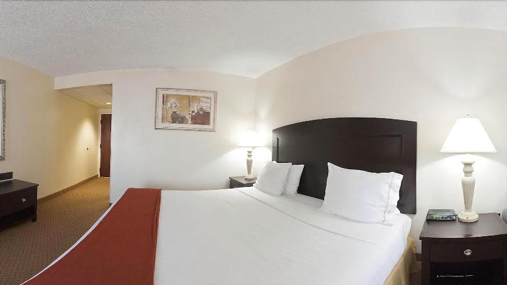 Holiday Inn Express - Chester By Ihg Esterno foto