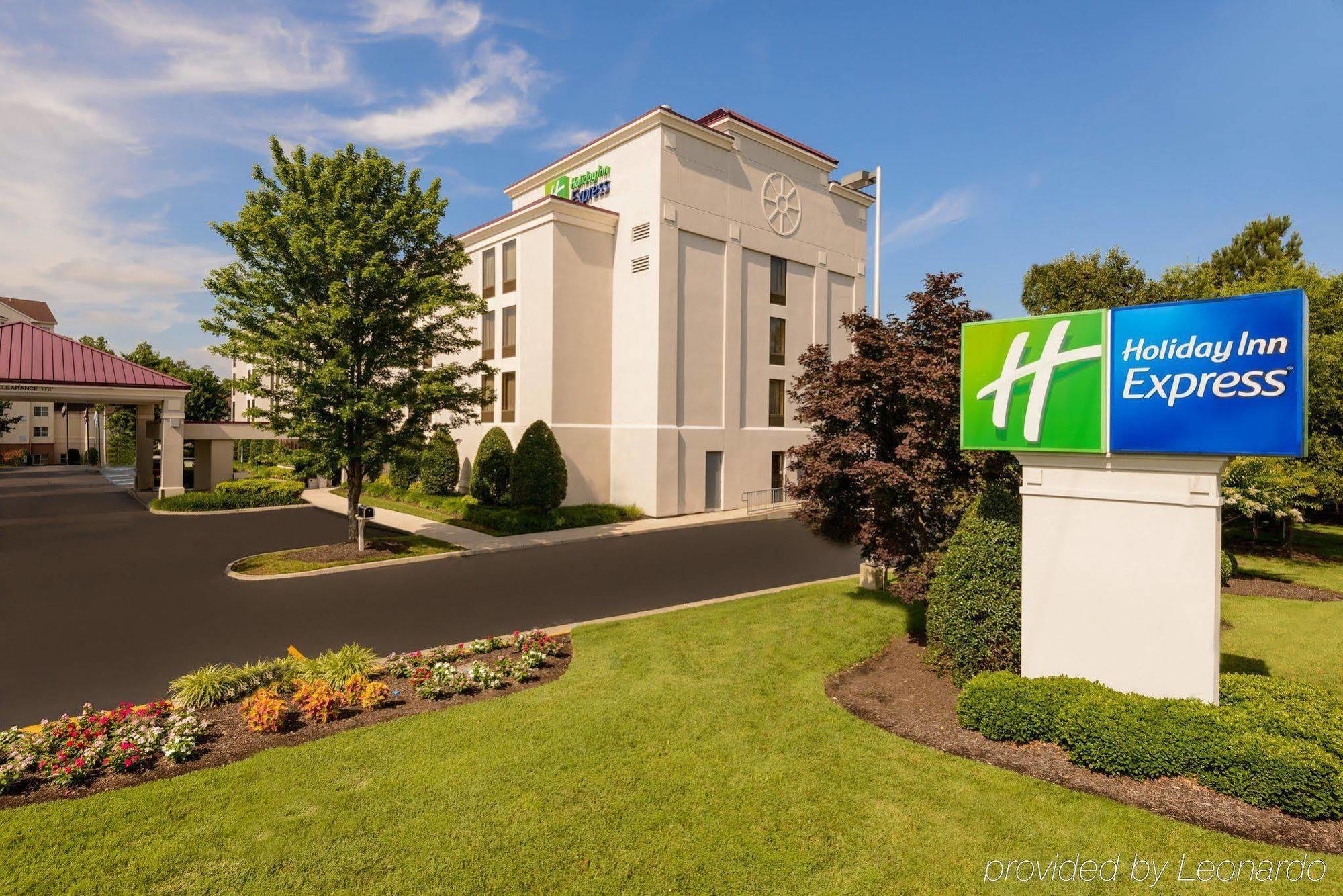 Holiday Inn Express - Chester By Ihg Esterno foto