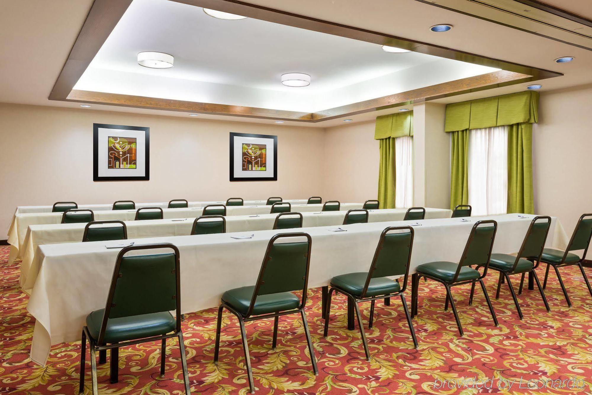 Holiday Inn Express - Chester By Ihg Esterno foto