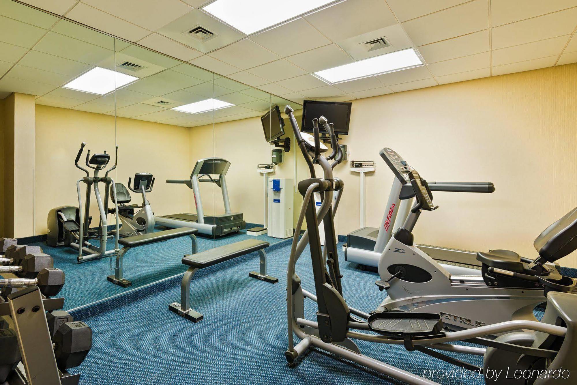 Holiday Inn Express - Chester By Ihg Esterno foto